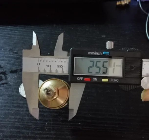 Мини металлическая спиртовая Лампа латунная индивидуальная заказанная |