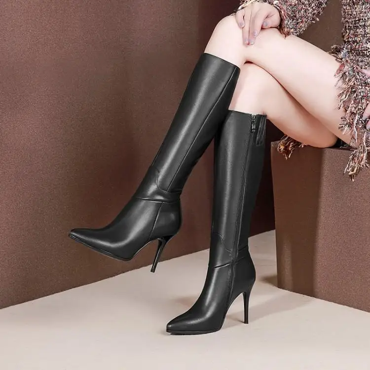 Высокие сапоги с острым носком на тонком каблуке зимние кожаные высоком 9