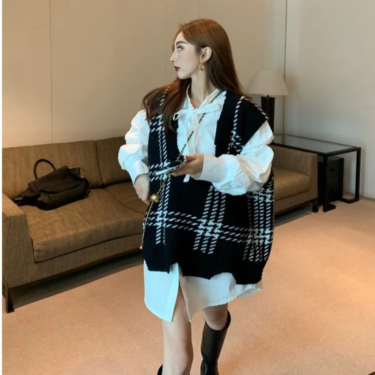 

College Style V-neck Sweater Vest Women's Loose Contrast Color Waistcoat Fall Winter Leisure Age Reducing Sleeveless Top Z138a