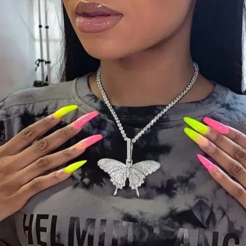 

Fashion Ice out Large Butterfly Pendant Necklace Rhinestones Chain for Women Bling Tennis Chain Crystal Choker Necklace Jewelry