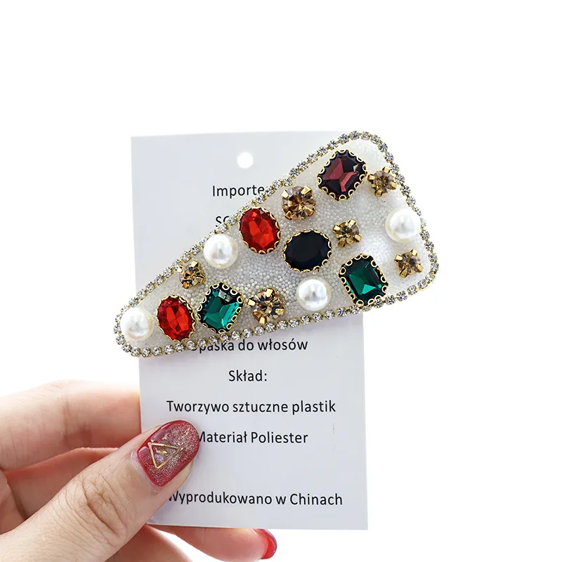 Фото Прекрасные заколки для волос DIAMOND Hairpins Hair Clip Rainbow девочек изготовленные из кристалла и жемчуга с утинным клювом случайным образом выбирается цвет. Модные милые Прекрасные заколки для волос DIAMOND Hairpins Hair Clip Rainbow девочек изготовленные из кристалла и жемчуга с утинным клювом случайным образом выбирается цвет. Модные милые