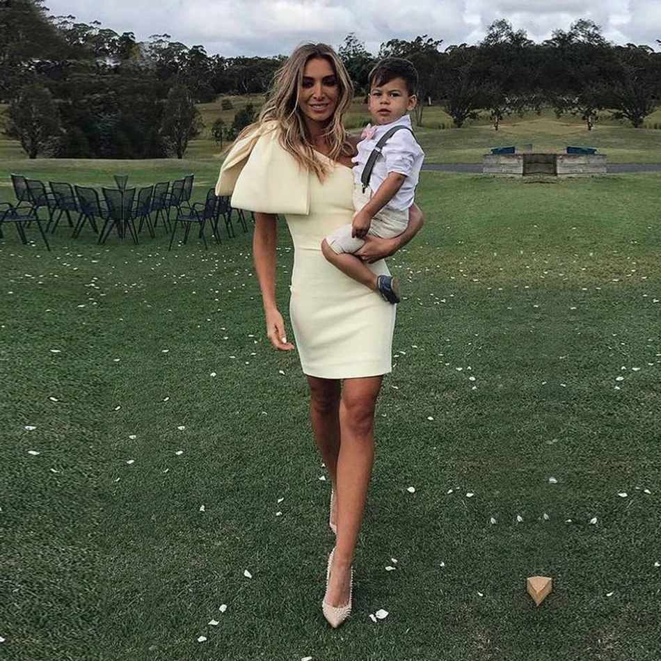 Женское короткое вечернее платье ADYCE черное без рукавов с одним открытым плечом и