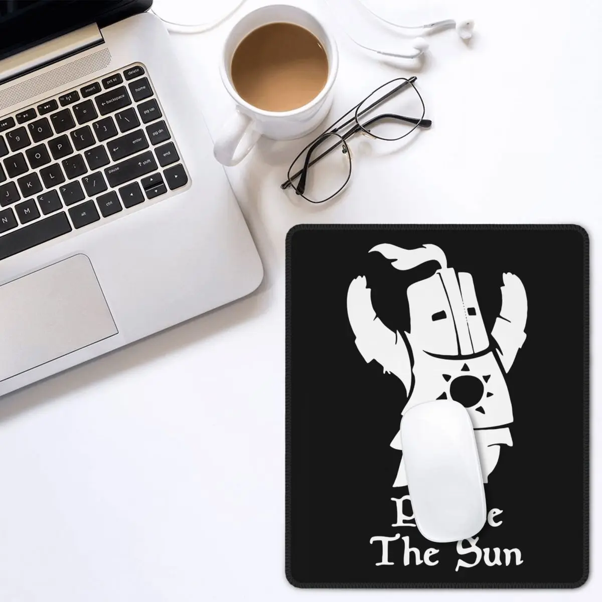 

Knight Dark Souls Dark Souls 2 Artorias Of The Abyss Solaire Of Astora Praise The Sun Mouse Pad Mouse Mats Rubber Gamer Pad