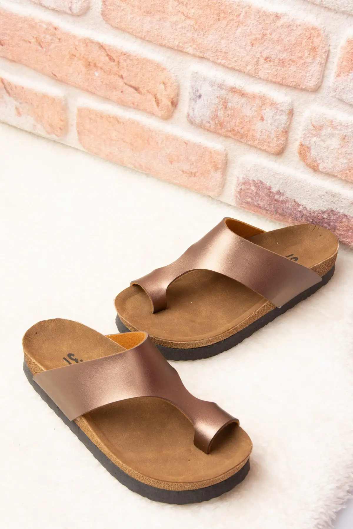 

Bronze Women's Slippers Women's Slippers 2021 Fashion