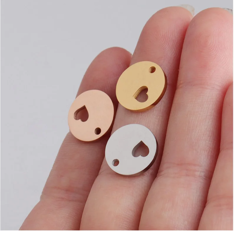 

Mirror Polished Stainless Steel Round Plate Charm Hollow Crown Heart DIY Stamping Charms 12mm 20Piece/lotm