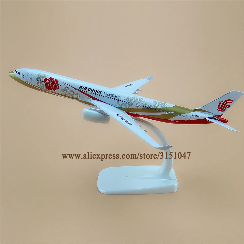 

Модель самолета A330 из металлического сплава, 20 см