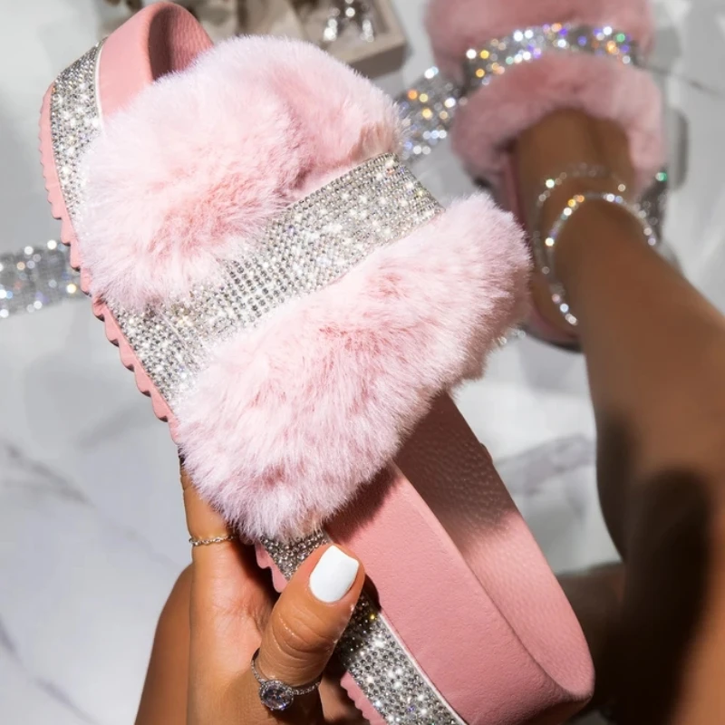 

Designer Women Fur Rhinestone Slippers Platform Wedges Heel Solid Fluffy Furry Slides Outside Sexy Shoes Ladies Whosale