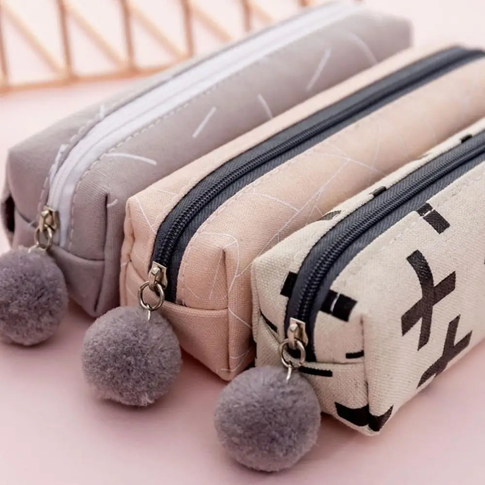 Чехол карандаш с плюшевыми шариками для девочек милая холщовая косметичка сумка