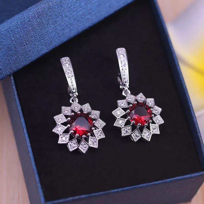 Комплект из колье и серёг серебра 925 пробы | Украшения аксессуары