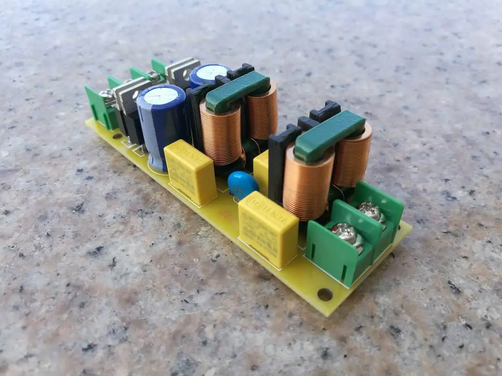 

Hifi 1800W 3 Levels EMI Filter Board /Kit 8A Power Purification Module