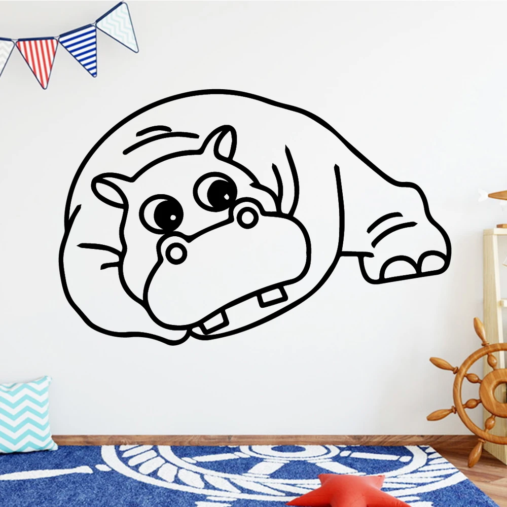 Виниловые самоклеющиеся обои для детской комнаты с изображением коровы из