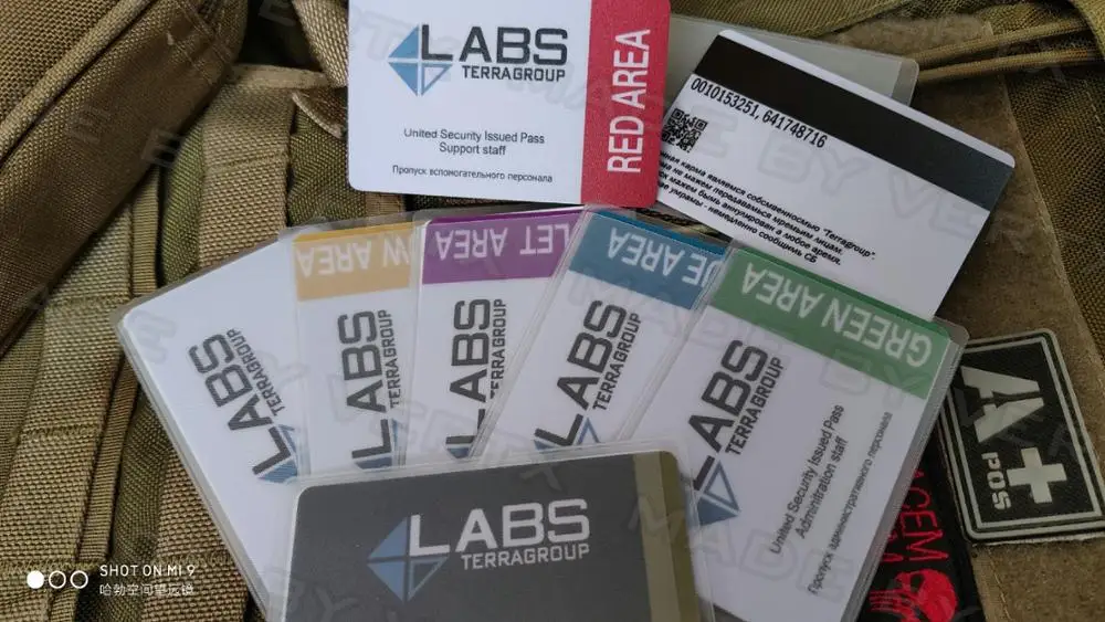 Карта доступа для ключей TerraGroup Labs Escape от tarov красная синяя желтая фиолетовая