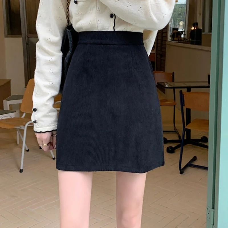 Женская Вельветовая юбка с завышенной талией черная универсальная