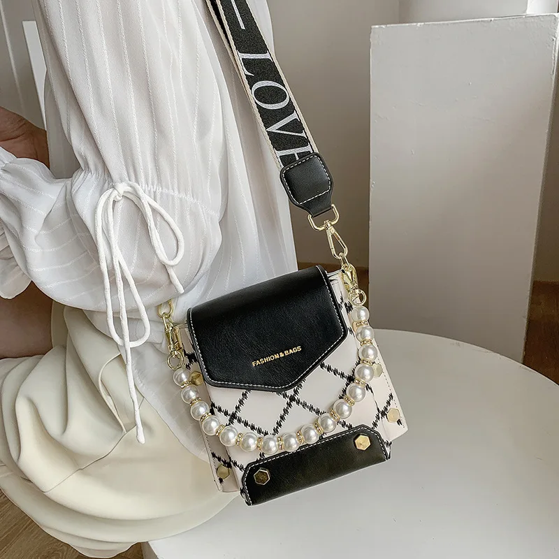 

New Pearl Crossbody Bags for Women Fashion Wide Shoulder Bag Woman Casual Striped Luxury Designer Leather Women's Small Handbag
