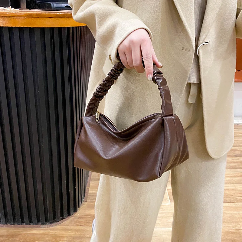 

French minority bag women's autumn and winter new fashion fold armpit bag versatile simple portable shoulder bag