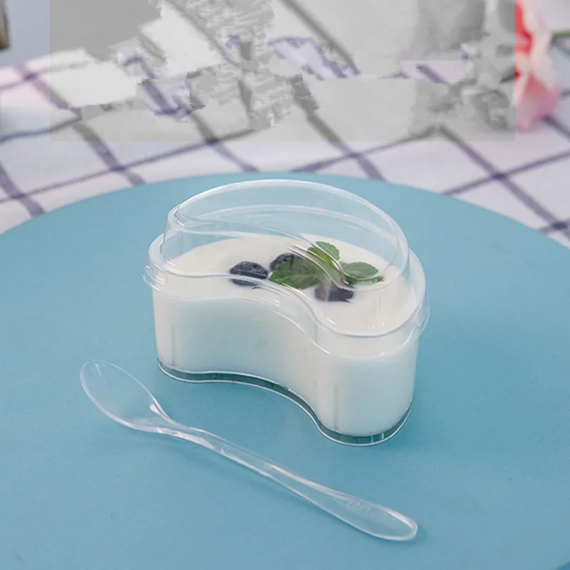 

50pcs Creative moon shape dessert cup 125ml ice cream pudding fruit cake box disposable transparent hard plastic cup with lid