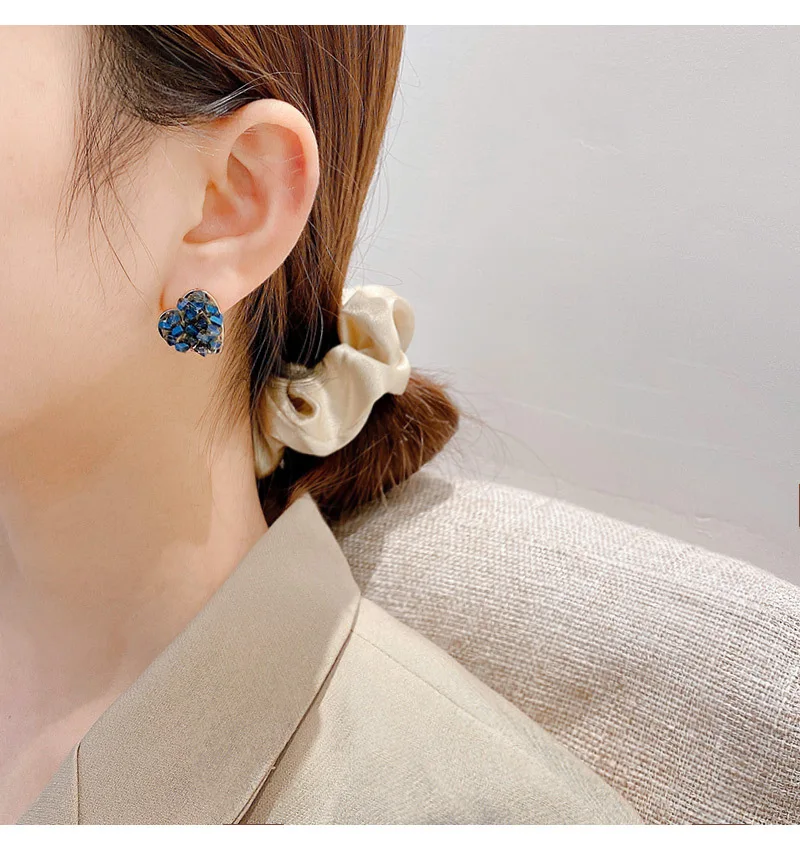 

2020 New Asymmetrical Retro Blue Love Zirconia French Exquisite Women Earrings Gift Jewelry of Valentine's Day Present