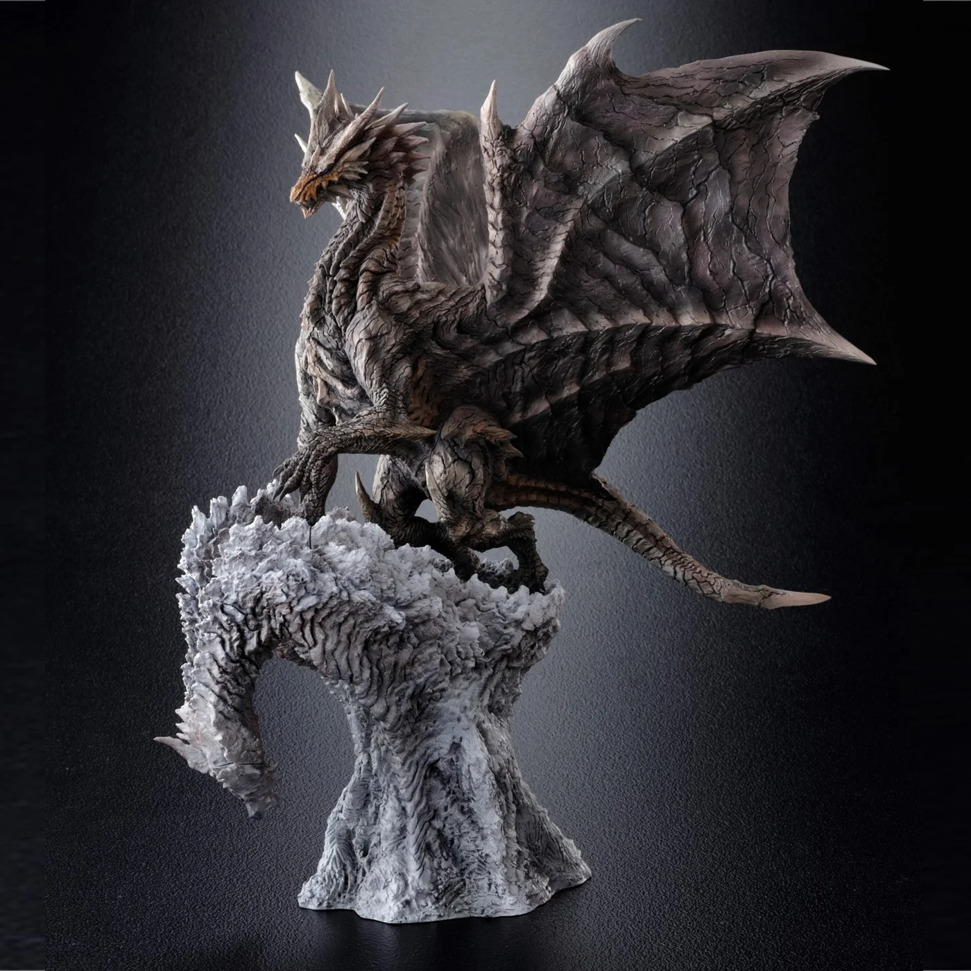 

Japanese Monster Hunter Game Model Kushala Daora Monster Hunter World Digital Action Dragon Model Collection Monster