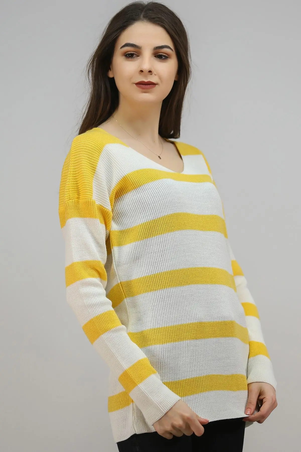 

Spring Knitwear Sweater Yellow