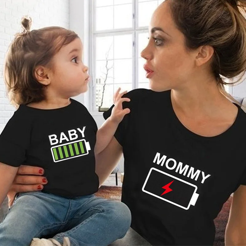 Летняя футболка для всей семьи подходящие Семейные футболки с коротким рукавом и