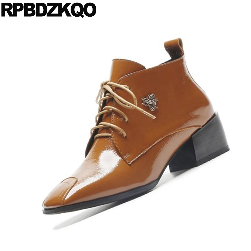 Ботинки на шнуровке с квадратным носком коричневые дизайнерские полусапожки