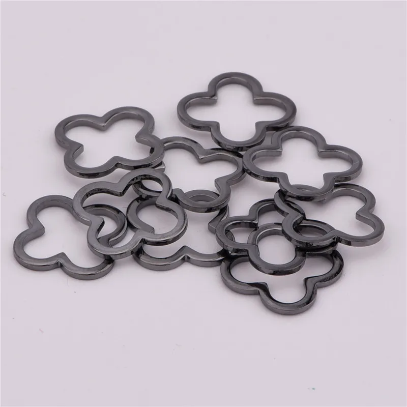 Подвеска в виде четырехлистного клевера медное кольцо минималистичном стиле 15*13