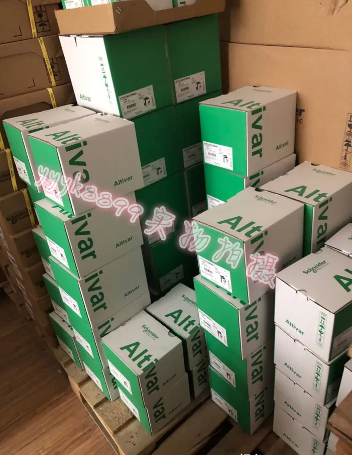 

Inverter Atv320u40n4c Three-Phase 400V, 4kW, Compact Original