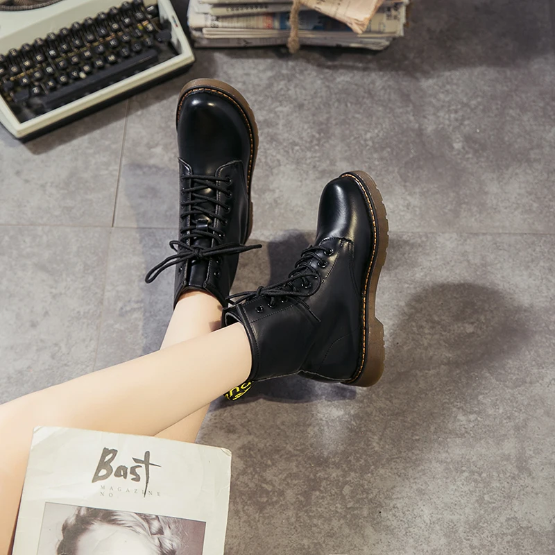 

Autumn and winter Plush Martin boots women's high top flat sole casual women's shoes single shoe + cotton shoes