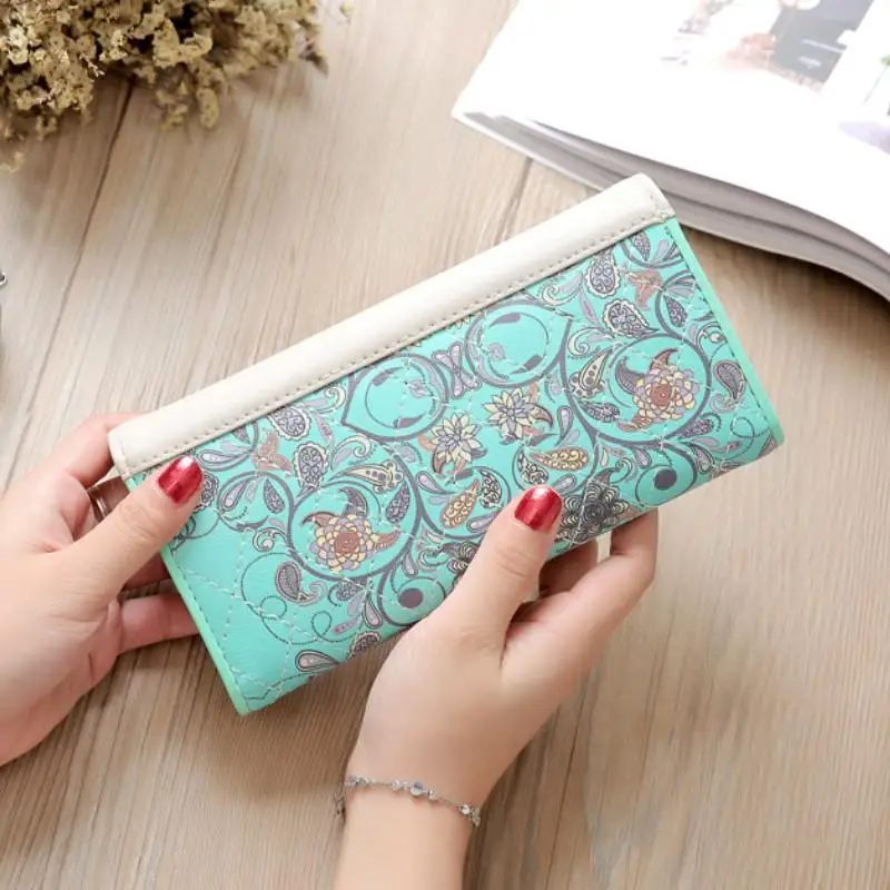 Модный женский кошелек конверт с ремешком на запястье цветной удлиненный клатч