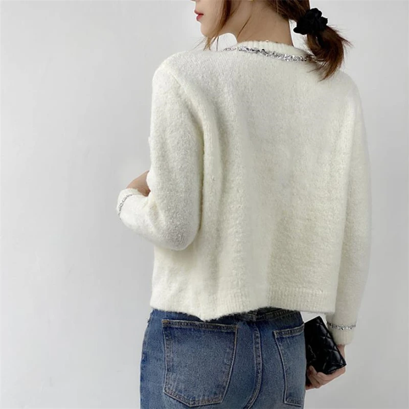 

2020 Spring Autumn New White Round Neck Cardigan Jacket Women French Elegant Ladies Diamond Button Sequins Knitted Sweater Coat