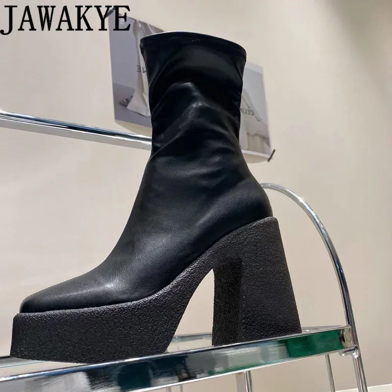

Winter New Chunky high heel Ankle Boots Woman Black Leather Slim Chelsea Boots Sexy Fashion Week Luxury Brand Boots female