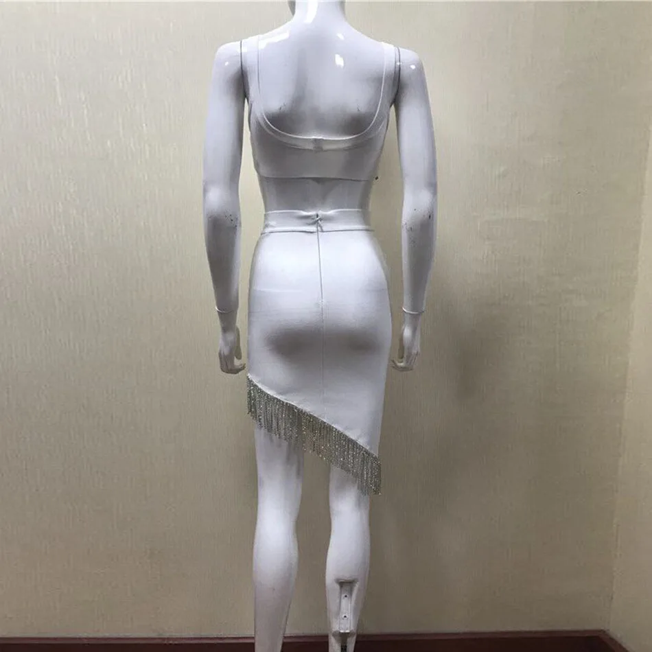 Шикарный облегающий укороченный топ без рукавов с завышенной талией и