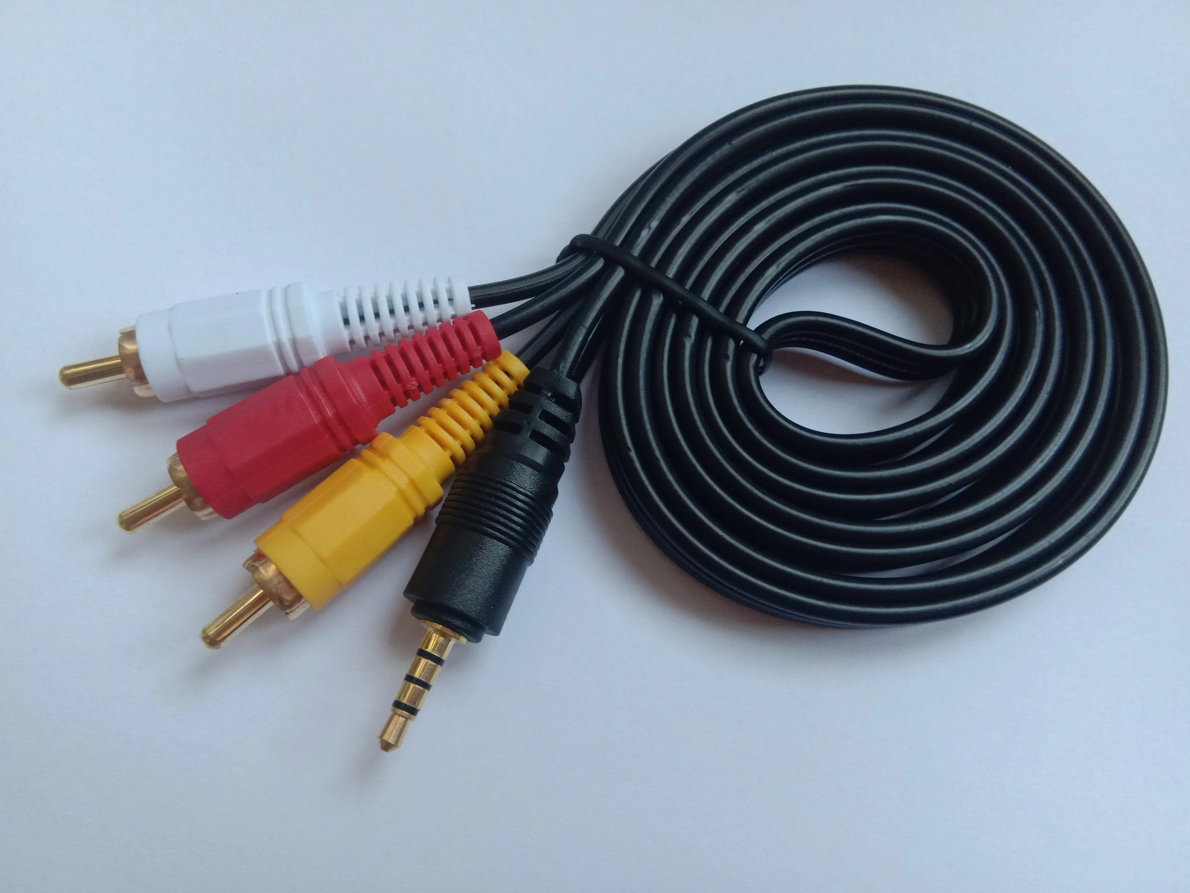 Gold Plated 1/8&quot 3.5mm Mini AV to 3 RCA Male Adapter Audio Video Cable 1.5m 6 pcs Per Lot | Обустройство дома