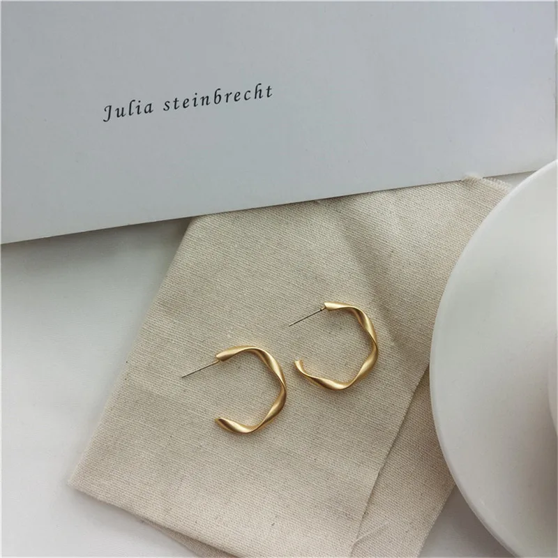 Матовые золотистые открытые витые серьги кольца для женщин геометрические