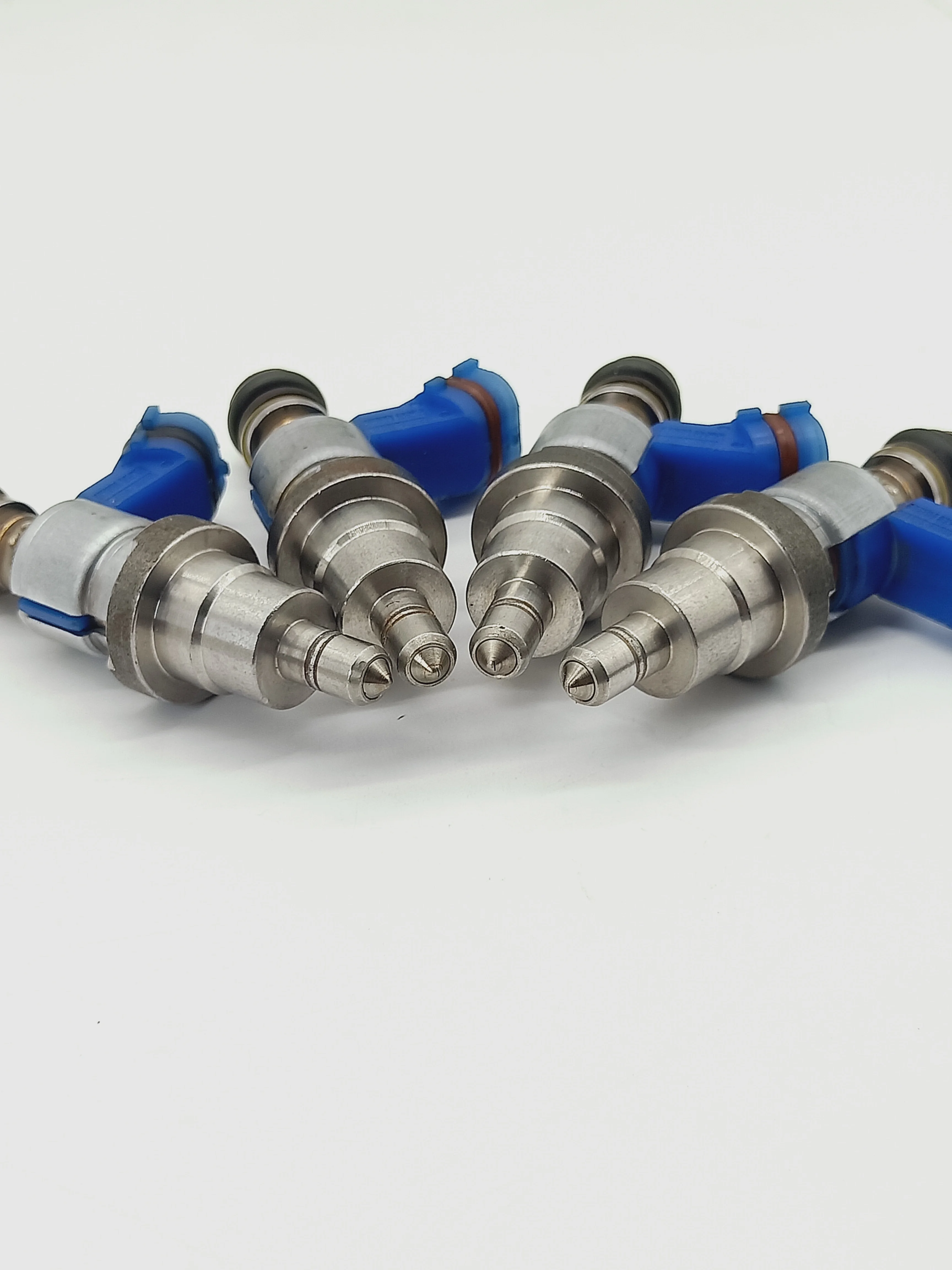 

20pcs/set New Hight Quality 23250-28090 Fuel Injectors For Toyota- Avensis- RAV4 OPA 1AZFSE 23250 28090 Repair Kit