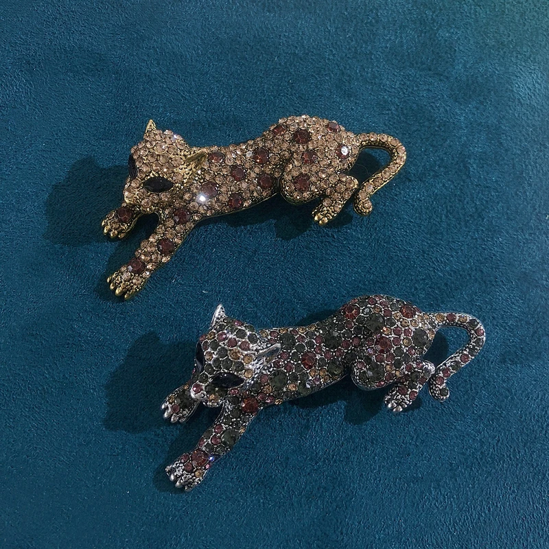 Мулинда винтажная брошь с леопардом серого цвета для мужчин и женщин, украшение для костюма, шарфа, свитера, зажим на ткань, подарок.