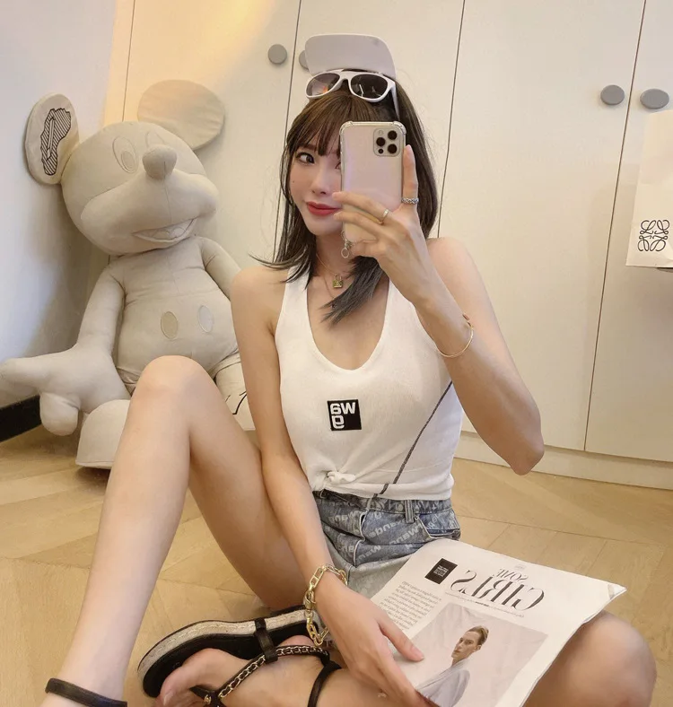 

Alexander AW King Vest Letter Logo Logo Base Shirt Slim and Thin Color Knitted Sling Women Trendy