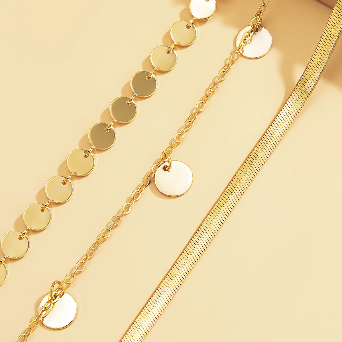 

Boho Baroque Irregular Simulated Pearl Statement Necklace 2021 Summer Vacation Coin Pendant Choker Necklace Jewelry for Women