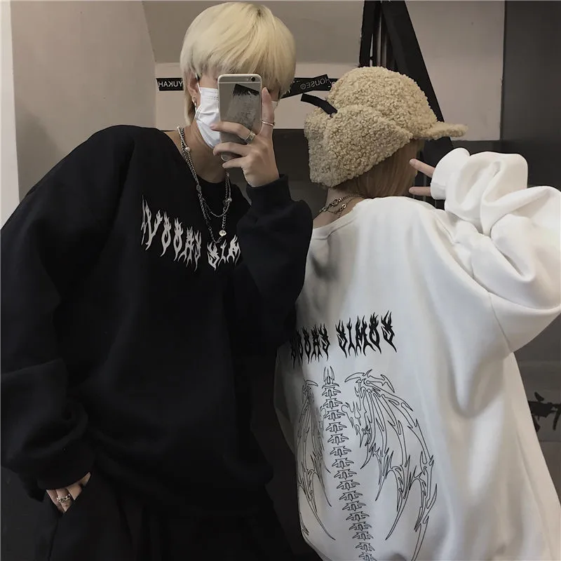 

Autumn streetwear black top girl white gothic ultra dalian hoodie streetwear ladies Kpop cool couple high street sweatshirt girl