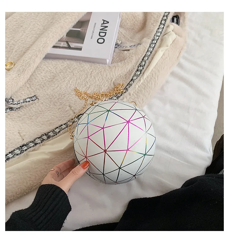 2021 New Women Lightweight Messenger Bag Fashion Round Ball Shaped Crossbody Chain Handbag High Quality Female Purse |