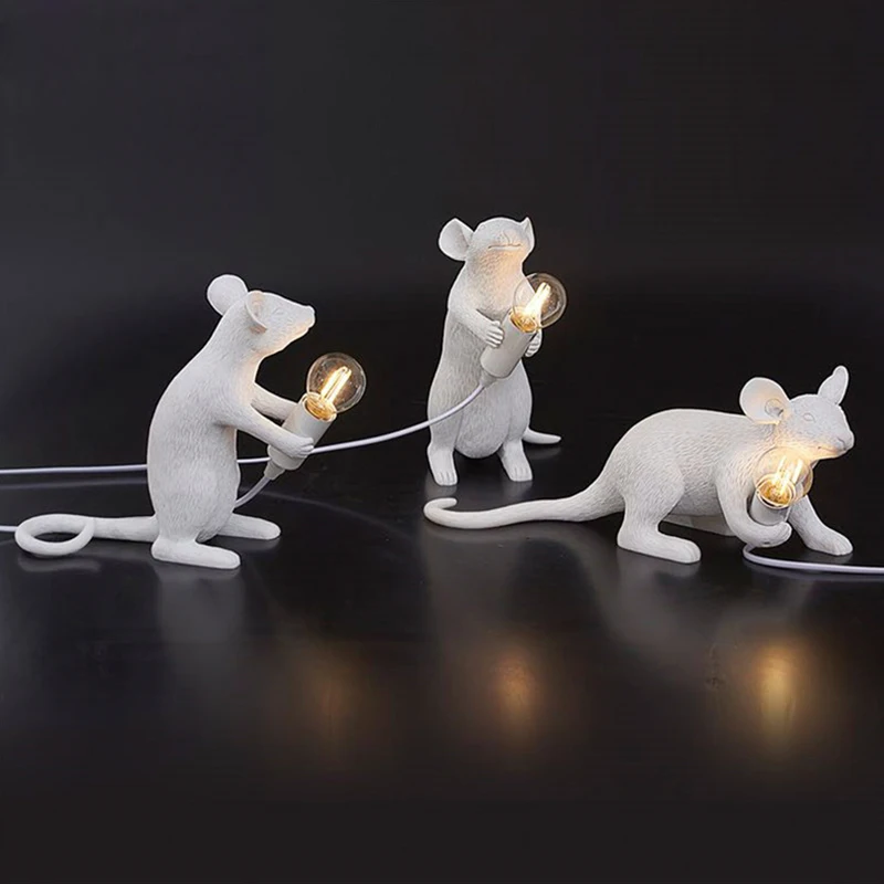 

Postmodern Resin Rat Mouse Table Lamp Small Cute LED Night Lights Creative Desk Lamps Bedside Gift Decor Home Decor Desk Lights