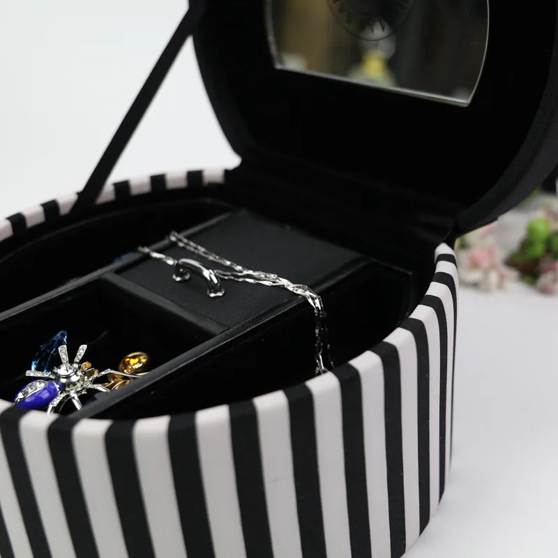 

Double Jewelry Box Jewelry Storage Box Fashion Portable Gift Box Round Black and White Striped Ring Earring Packaging Box