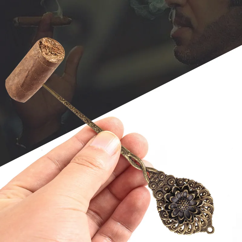 

New 1pcs Peacock pattern Draw Precision Brass Cigar Draw Enhancer Tool & Nubber Metal Cigar Accessories needle drilled Portable