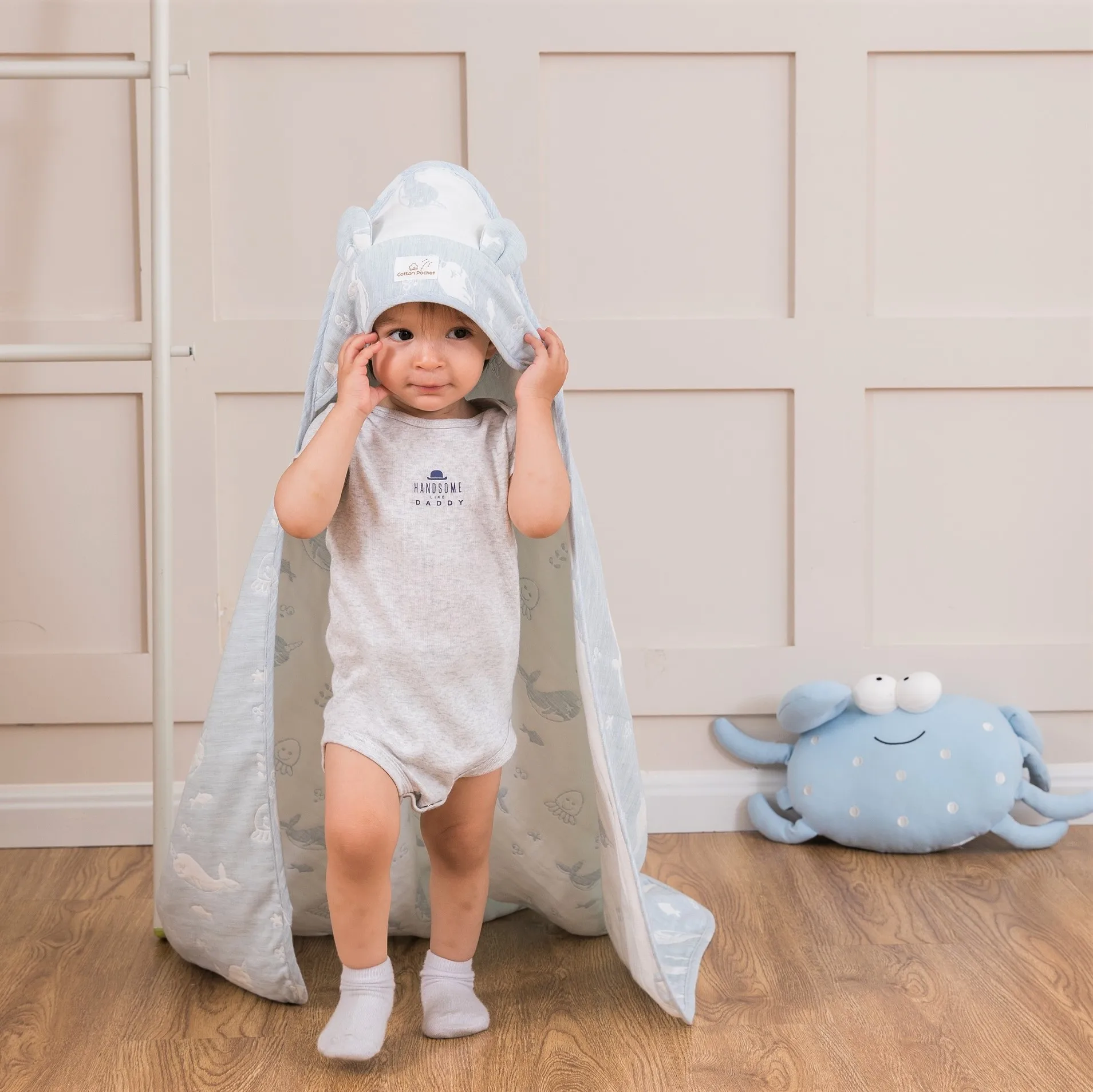 

6 Layer Babies Accessories Newborn Bath Towel Baby Cotton Gauze Jacquard Cartoon Bathrobe for 0-36 Months