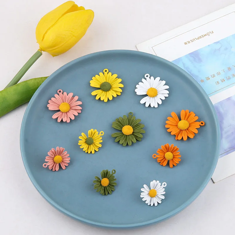 10 шт. сплав маленькие цветы ромашки эмаль прелести разъем Краска в баллоне
