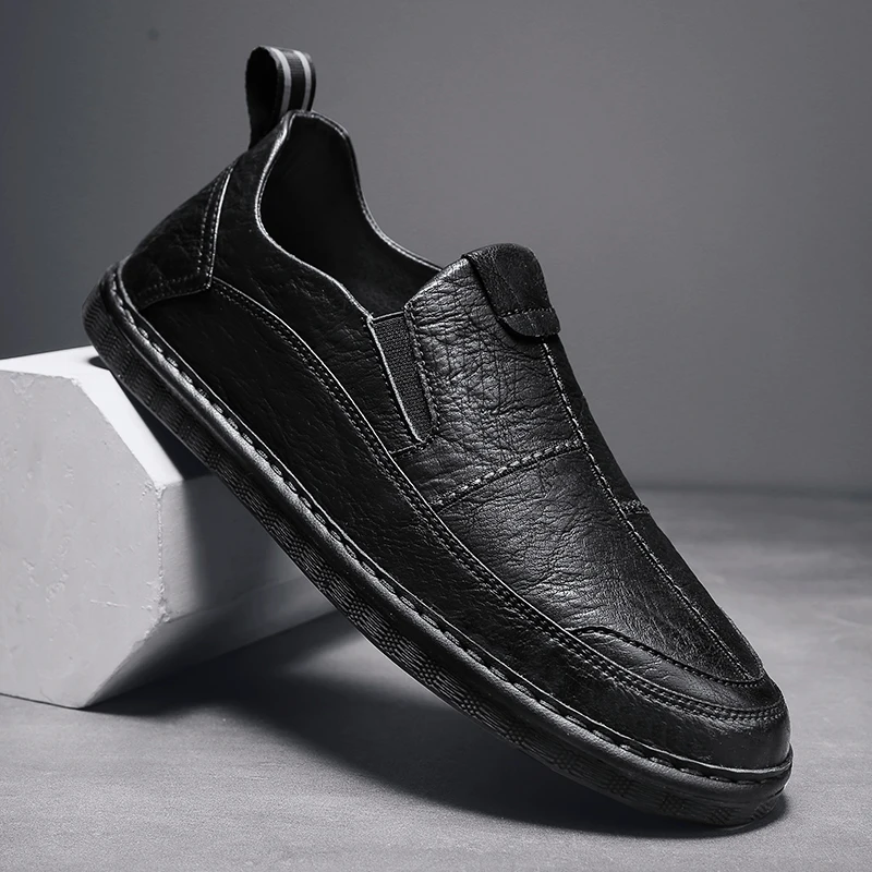 

Men's Leather Loafers Fashion Breathable British Slip-on Shoes Outdoor Trend Casual Driving Shoes Simplicity Men Flat Shoes