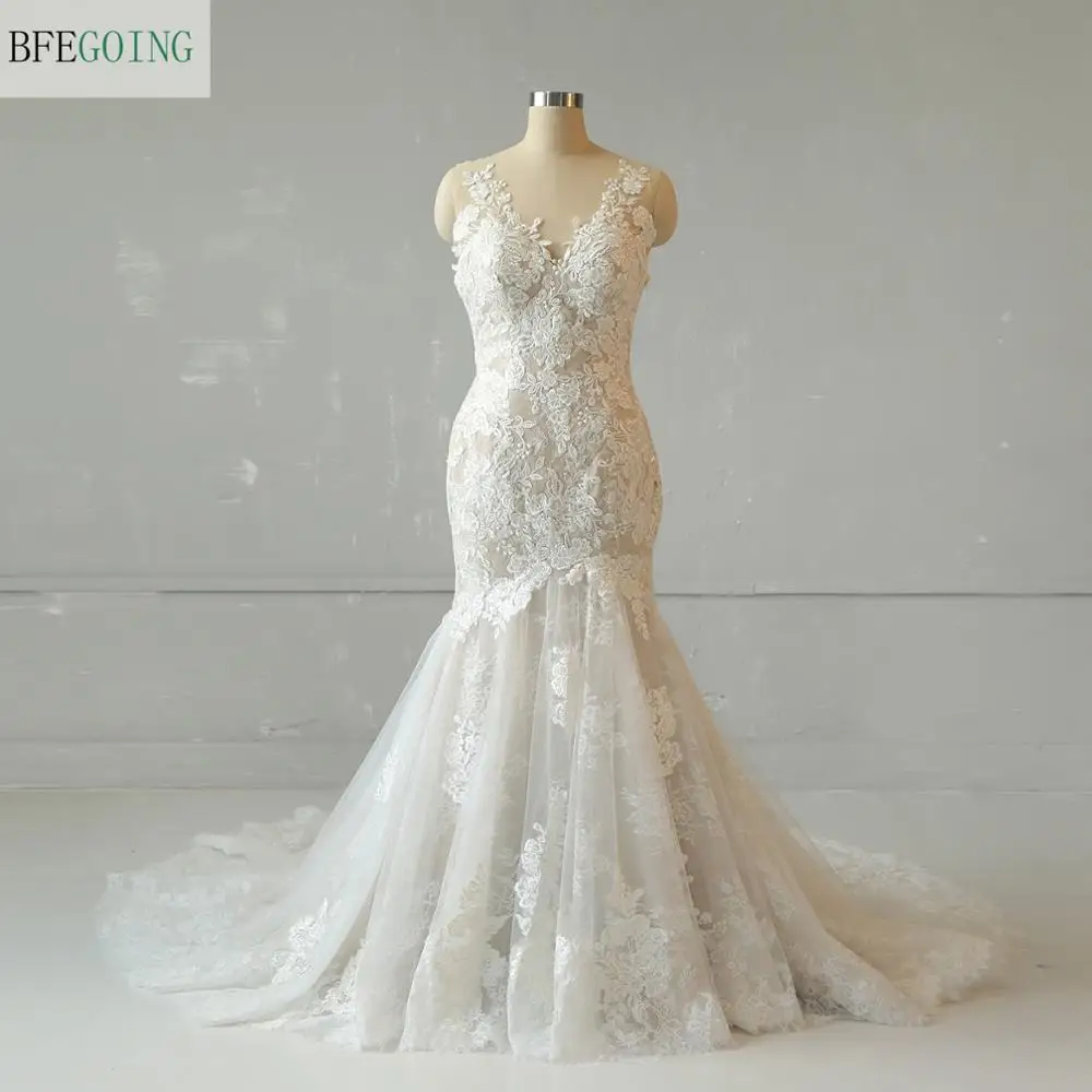 

Ivory Lace Appliques Tulle V-Neck Sleeveless Floor-Length Mermaid/Trumpet Wedding Dresses Chapel Train Custom Made