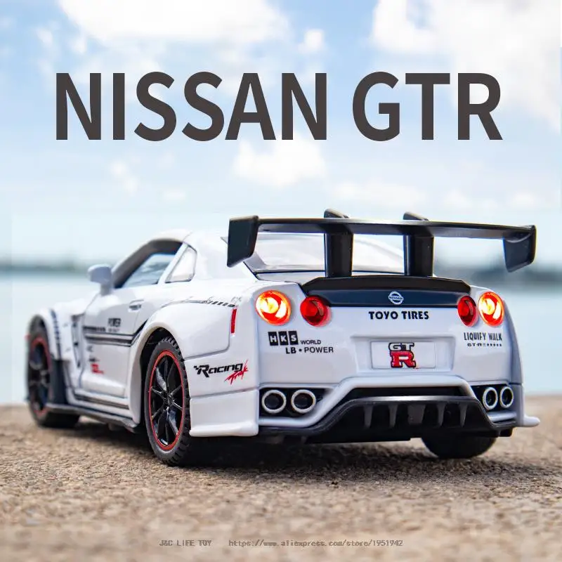 Модель спортивного автомобиля NISSAN GTR R35 из сплава 1:32 | Игрушки и хобби