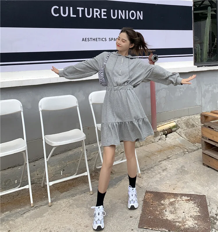 Мини-платье женское демисезонное в готическом стиле с длинным рукавом | Женская