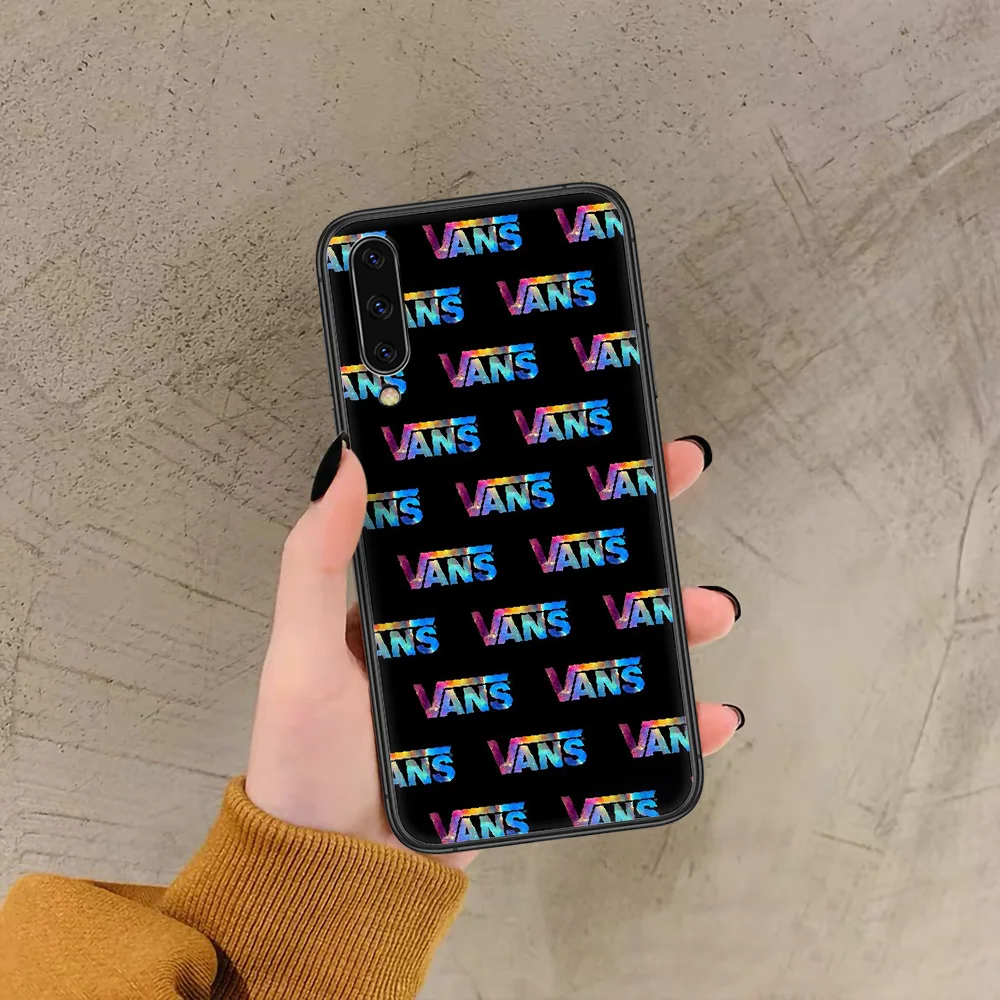 

Skateboard Trendy Brand Vanss Phone Case For Samsung Galaxy A 3 5 7 8 10 20 20E 21S 30 30S 40 50 51 70 71 black Shell Silicone